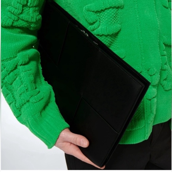 NWT Authentic Bottega Veneta Leather Large Arco Pouch - Picture 3 of 16